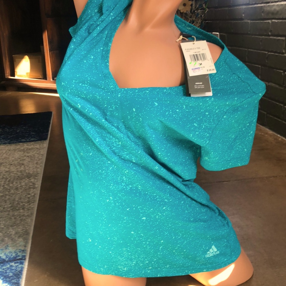 NWT Woman’s ADIDAS  V neck speckled teal short sleeve shirt. Sz Medium